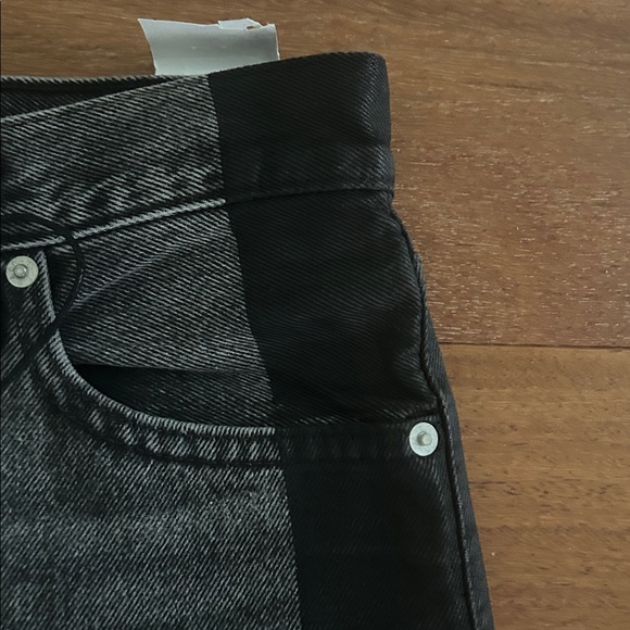 Levi's “Baggy Dad” Black and Gray Loose Fitting Barrel Relaxed Jeans - NWT - Picture 6 of 15